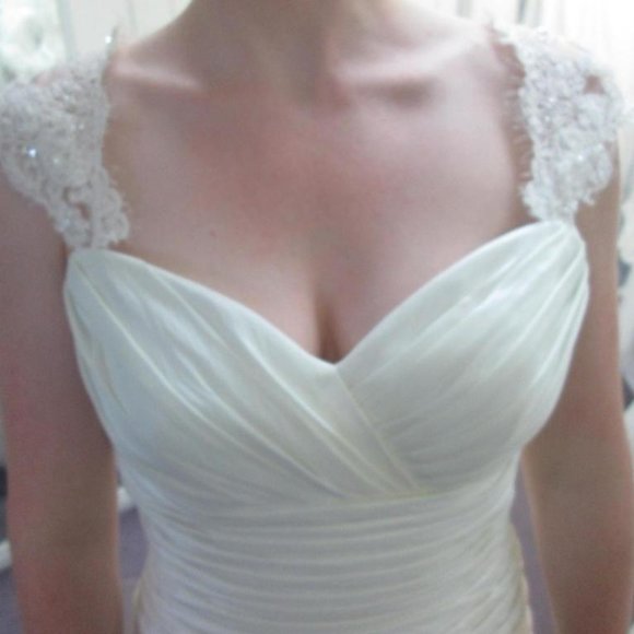 NEW MOONLIGHT GORGEOUS PENCIL IVORY WEDDING DRESS Bachelorette/Destination - Picture 5 of 7